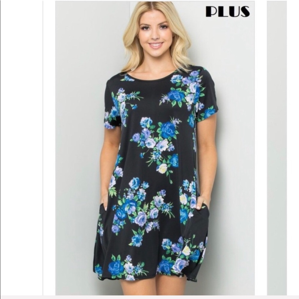 PLUS SIZE SHORT SLEEVE FLORAL PRINT DRESS